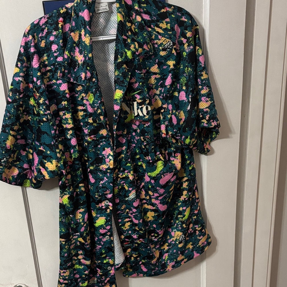 Nike trek button down shirt